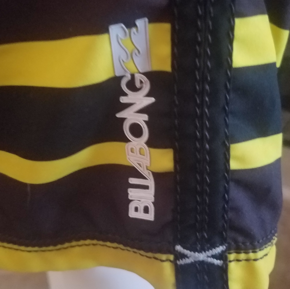 Billabong Platinum Quad Stretch Board Shorts - Picture 9 of 13